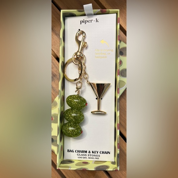 🫒🍸PIPER K Gold MARTINI Glass and sparkly 3 Olive Bag Charm & Key Chain🫒🍸NWT - Picture 7 of 8